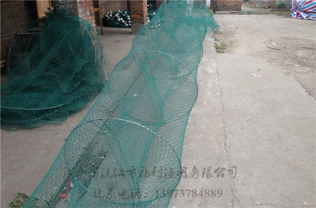 自動(dòng)進(jìn)魚(yú)網(wǎng)箔